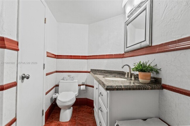 Building Photo - 10401 W Broward Blvd