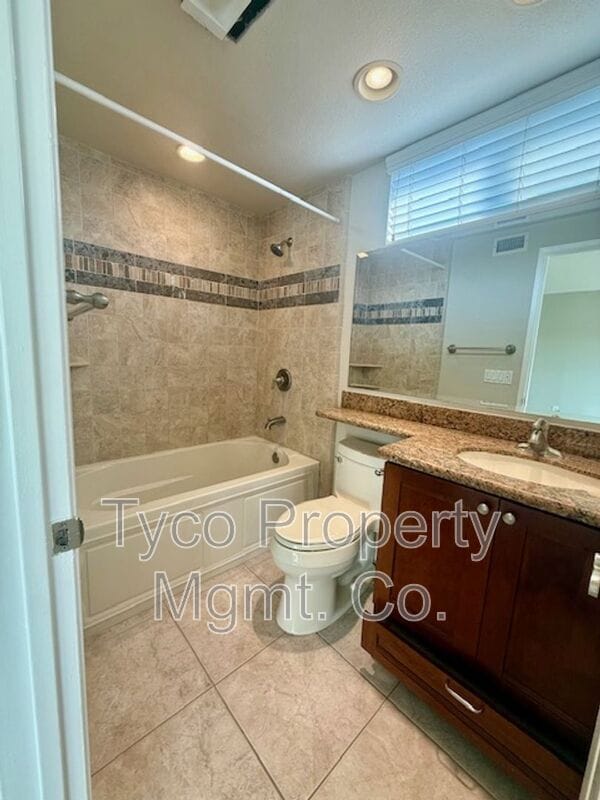 Building Photo - 863 Crystal Creek Ct