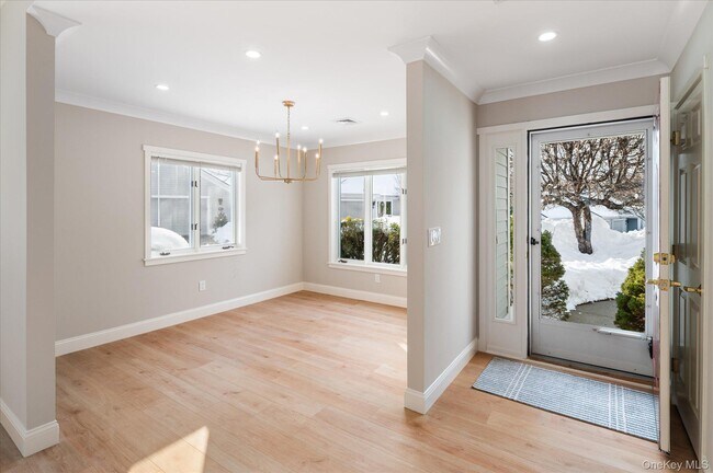 Building Photo - 785 Heritage Hills