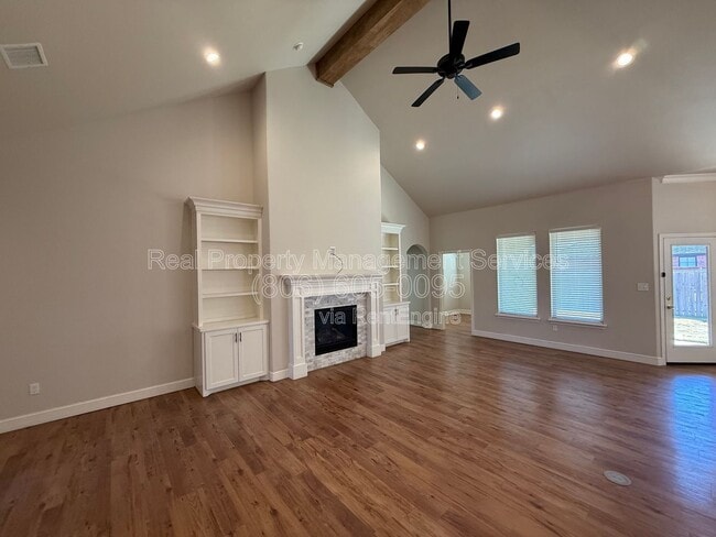 Building Photo - 801 N 5th St