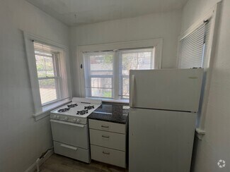 Building Photo - 4443 Pershing Ave