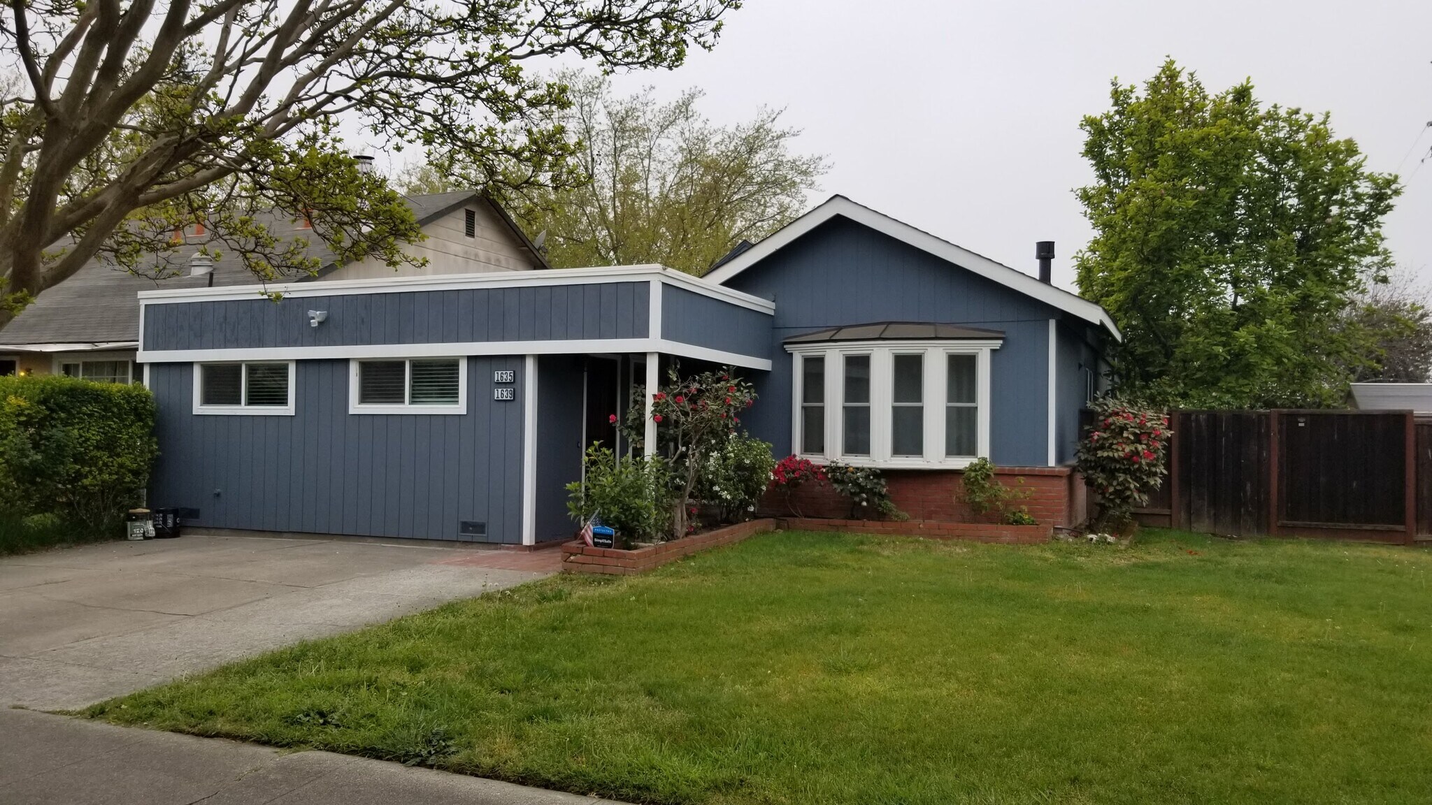 Building Photo - 1635 Ridley Ave