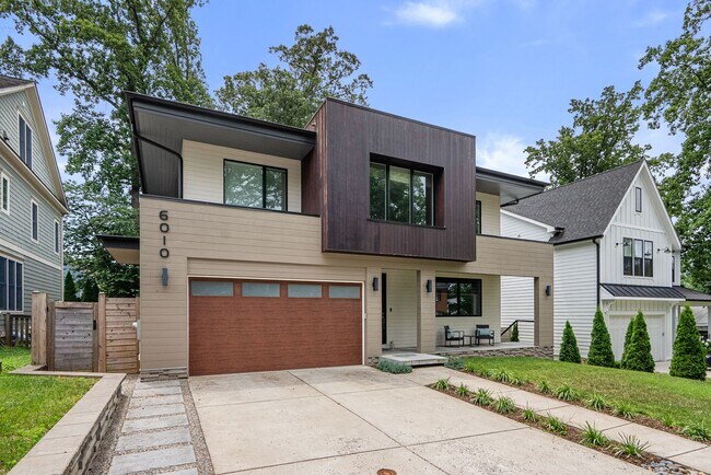 Building Photo - 5 Bed 4.5 Bath - Bethesda Contemporary Home
