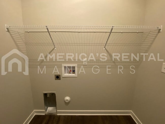 Building Photo - Home for Rent in Thorsby! Available to View Now!