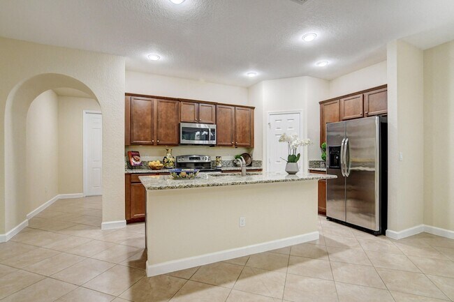 Building Photo - 10366 Wellington Parc Dr