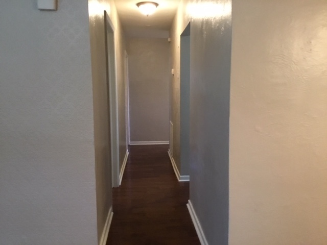 Building Photo - 1614 Sparrow Dr