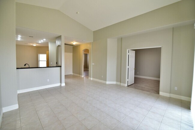 Building Photo - 6157 Copper Crest Dr