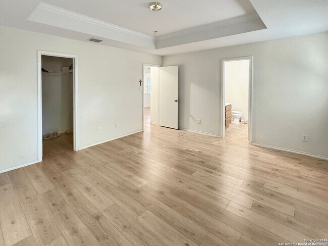 Building Photo - 1 STORY 3 BEDROOM WITH AN OFFICE AND 2 BAT...