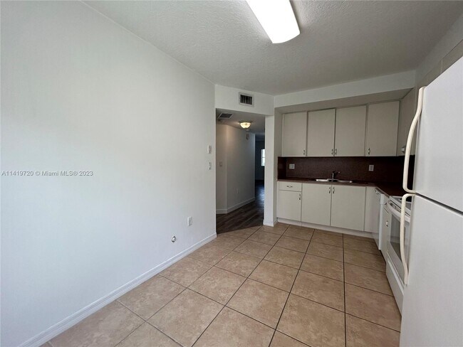 Building Photo - 22841 SW 88th Pl