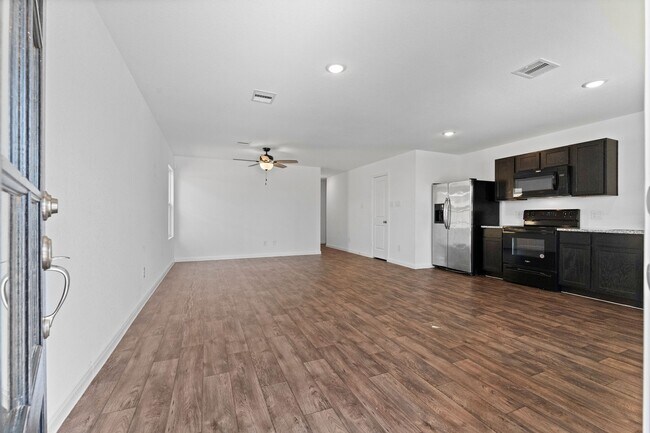 Building Photo - 9915 Opal Stone Wy