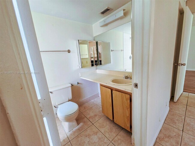 Building Photo - 8730 N Sherman Cir