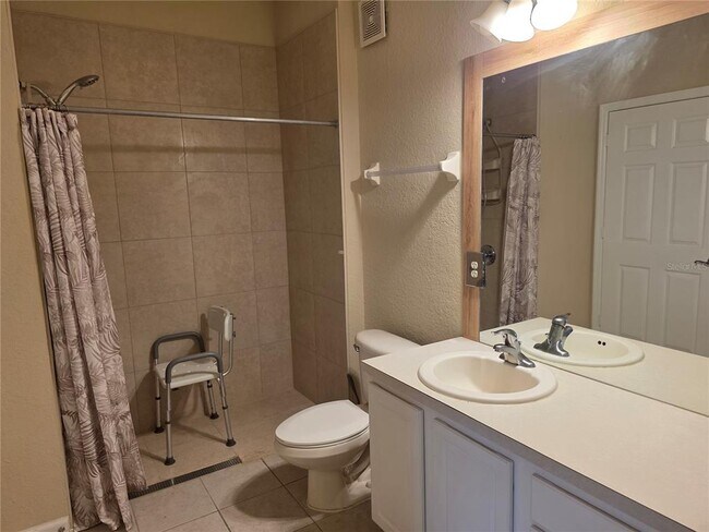 Building Photo - 2484 San Tecla St