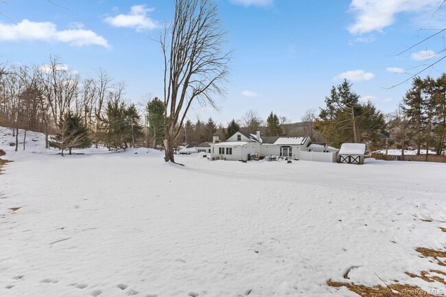 Building Photo - 1156 NY-35