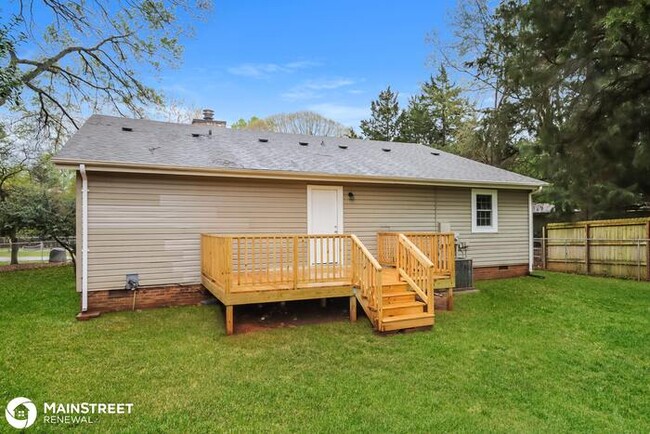 Building Photo - 311 ELYSIAN DR, MOORESVILLE, NC 28117