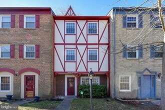 Building Photo - 14713 Cardigan Square