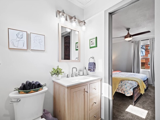 Building Photo - 432 N Firestone Blvd