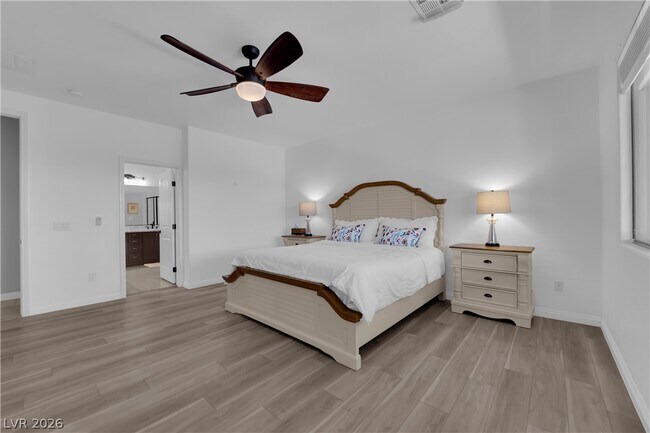 Building Photo - 608 Highland Bluff Way