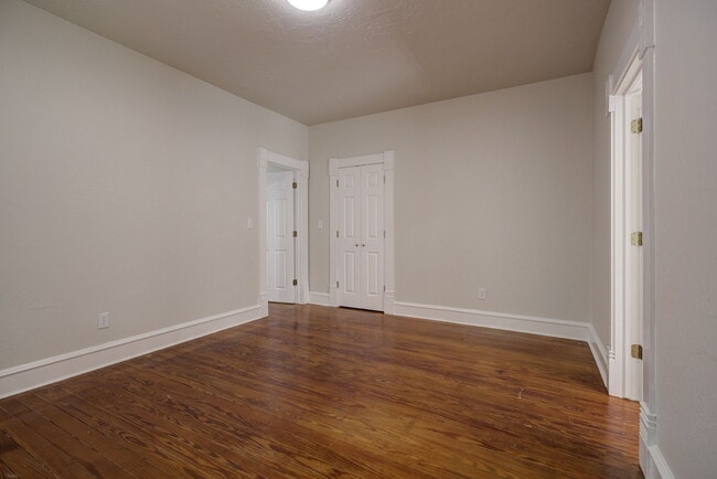Building Photo - 1005 Classen Blvd