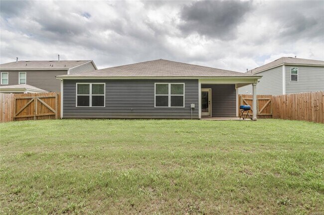 Building Photo - 7621 Shaddix St