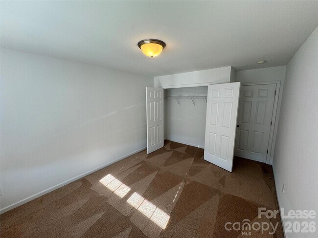 Building Photo - 12069 Stratfield Pl Cir