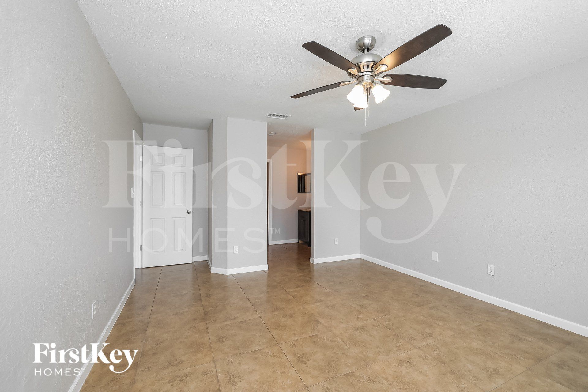 Building Photo - 2484 Albaca Dr