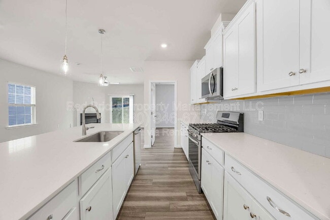 Building Photo - 14023 Turncloak Dr