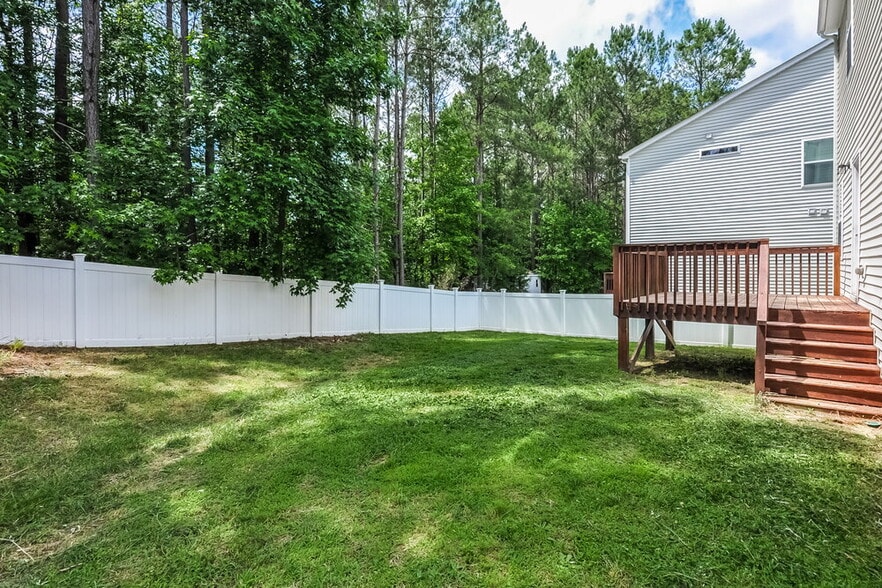 Building Photo - 217 Switchback Street