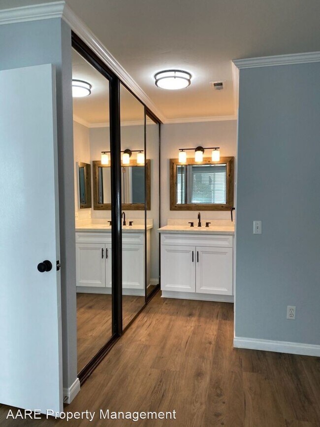 Building Photo - 1 br, 1 bath House - 13309 Caminito Ciera ...