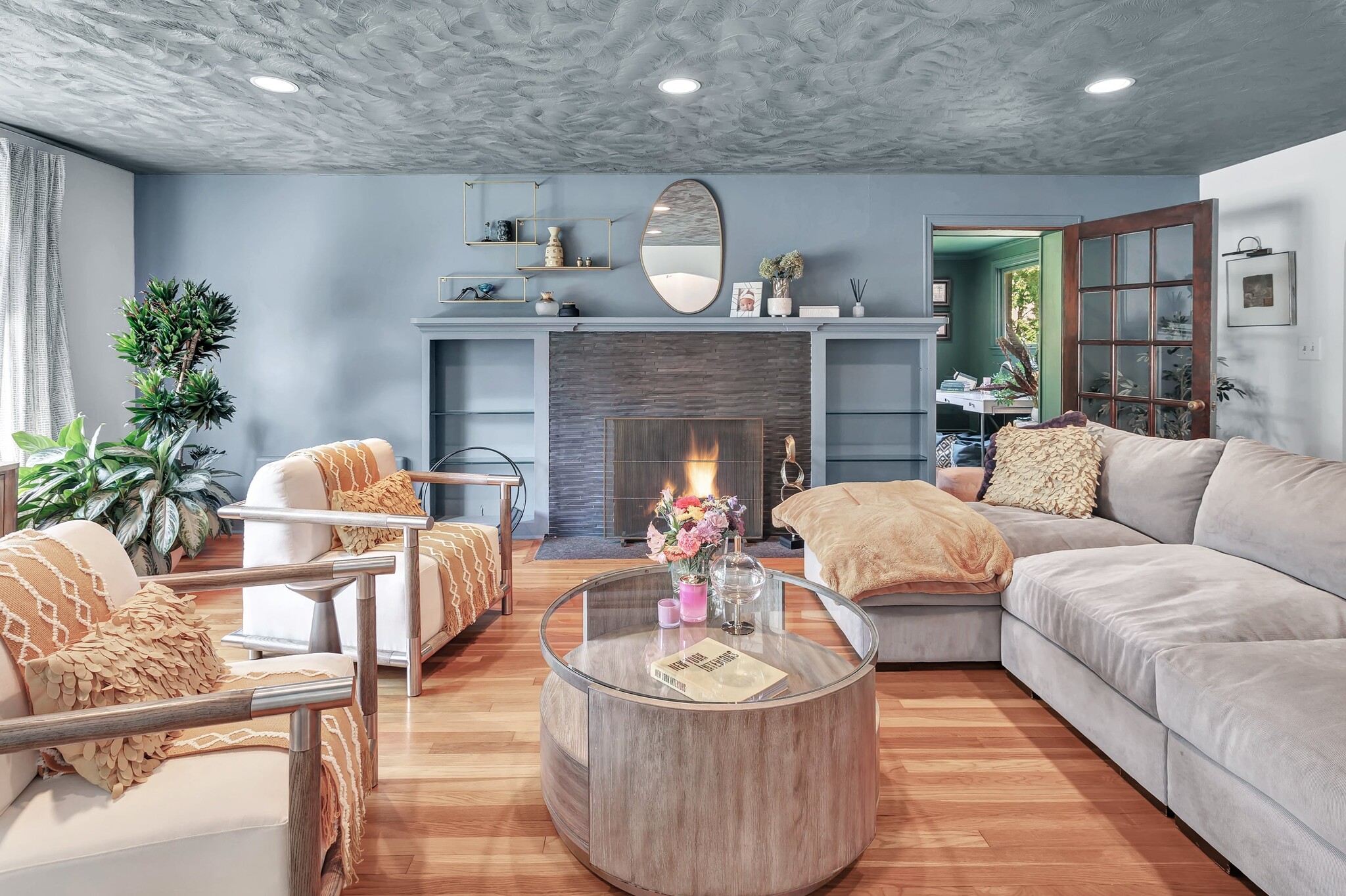 Building Photo - 26 Pearsall Pl