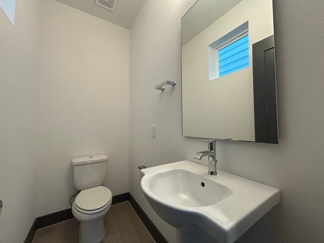 Building Photo - 4441 Whitney Oak Ln