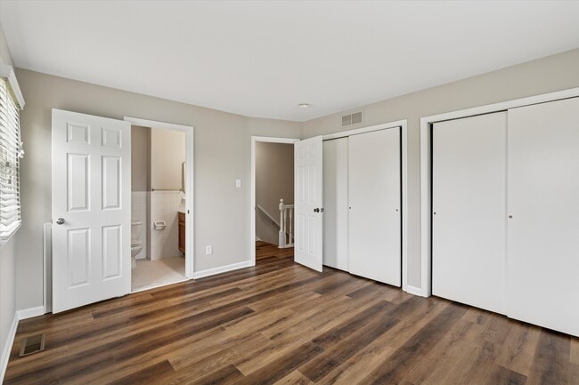 Building Photo - 214 Troon Ct