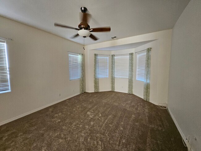 Building Photo - 55+ Community Short Term Rental Fox Creek