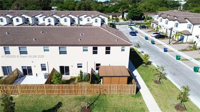 Building Photo - 12373 NW 24th Pl