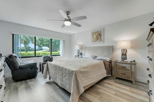 Building Photo - 20 Southport Ln