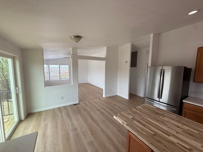 Building Photo - 46633 N 41st Ave