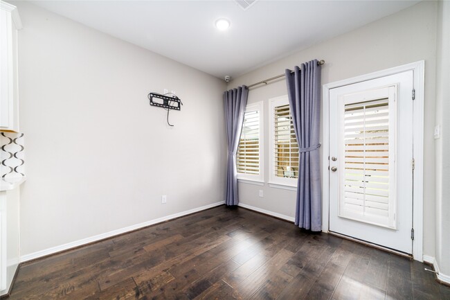Building Photo - 18235 Winding Willow Oak Way