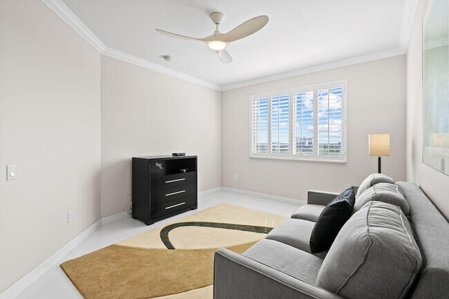 Building Photo - 3610 Gardens Pkwy