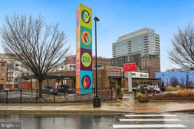 Building Photo - 11800 Old Georgetown Rd