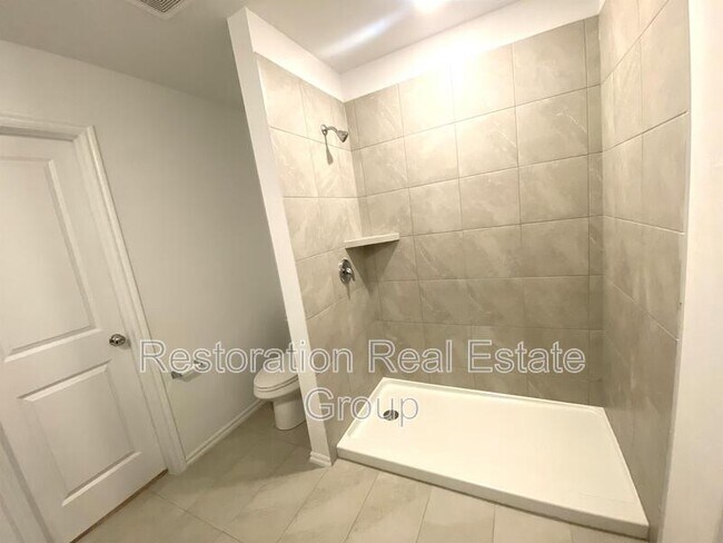 Building Photo - 10921 SW 22nd St