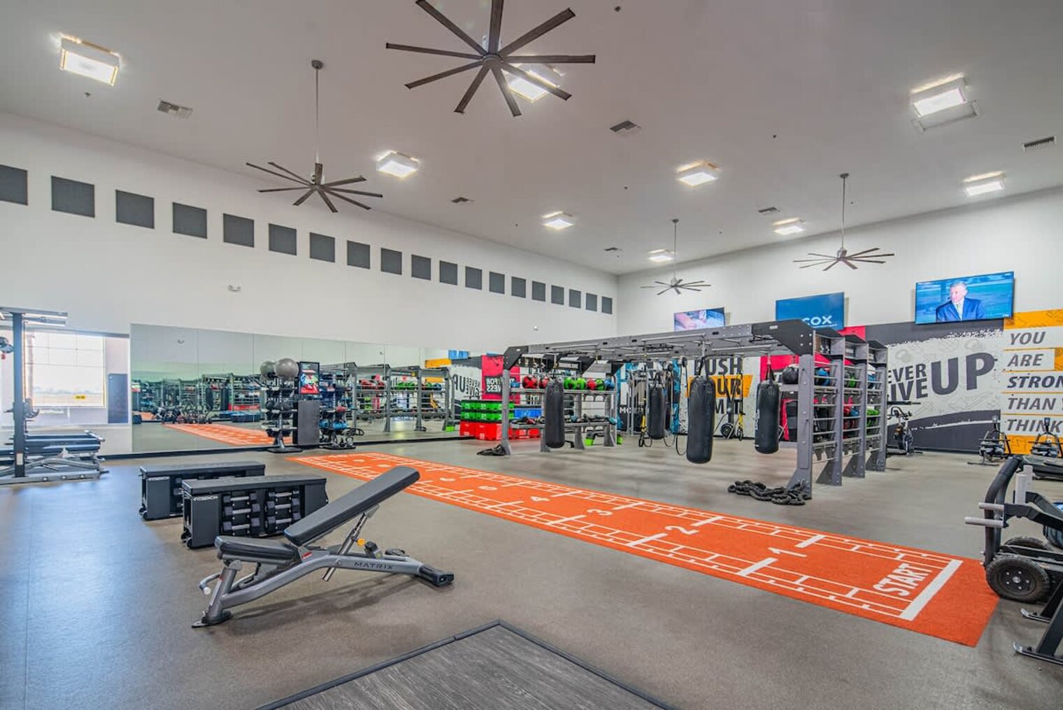 Building Photo - 7455 N 95th Ave