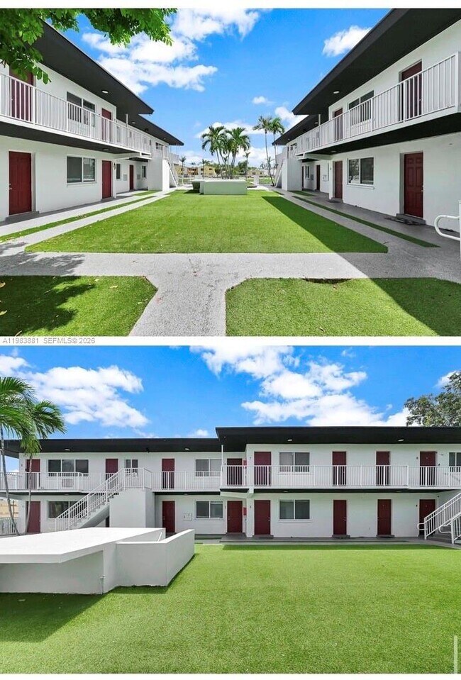 Building Photo - 1999 N Glades Dr