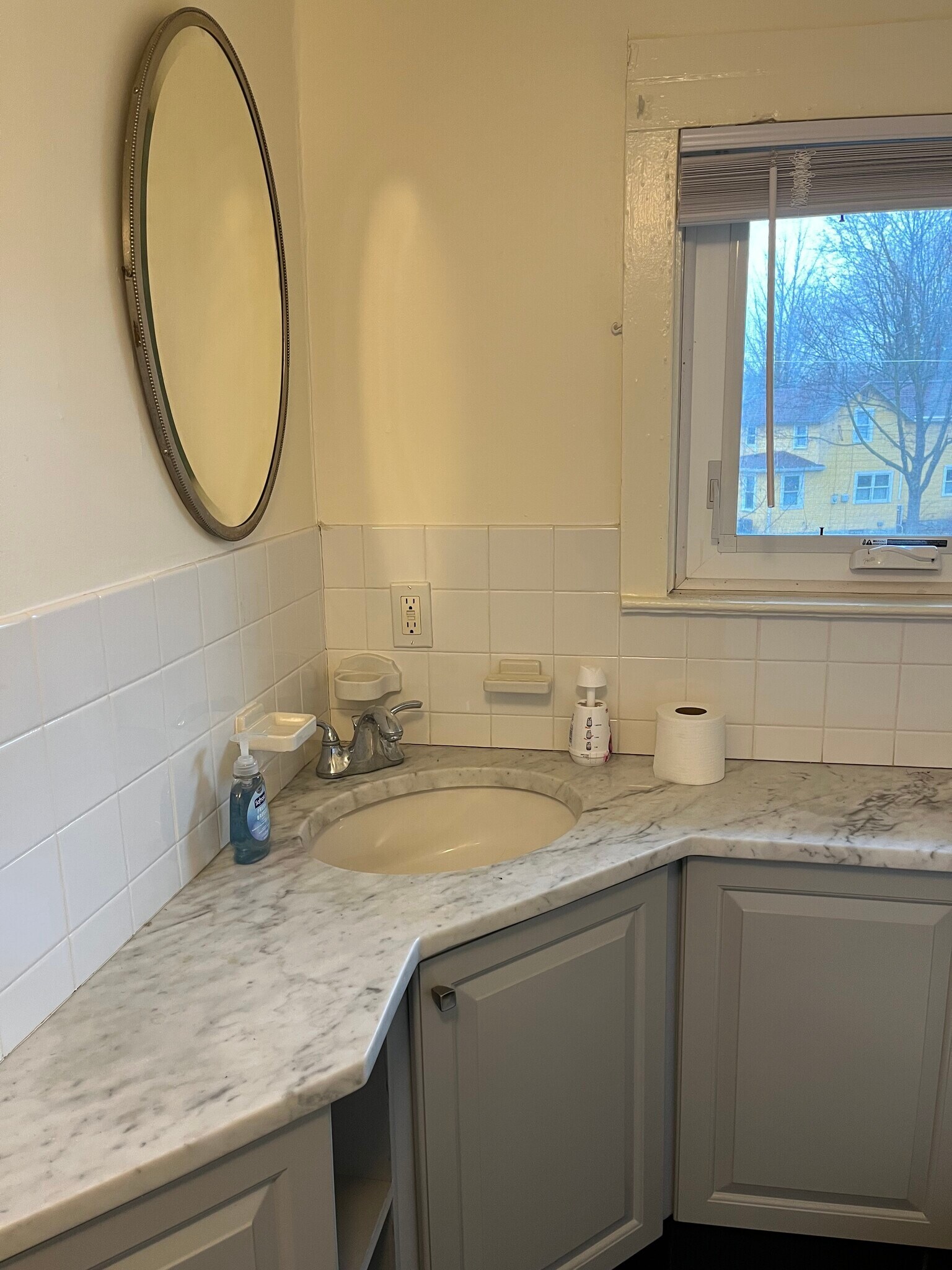 Building Photo - 312 Cascadilla St