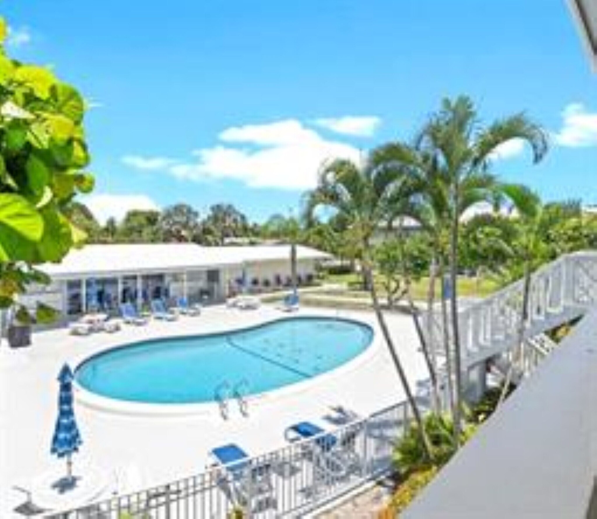 Building Photo - 2170 NE 51st Ct