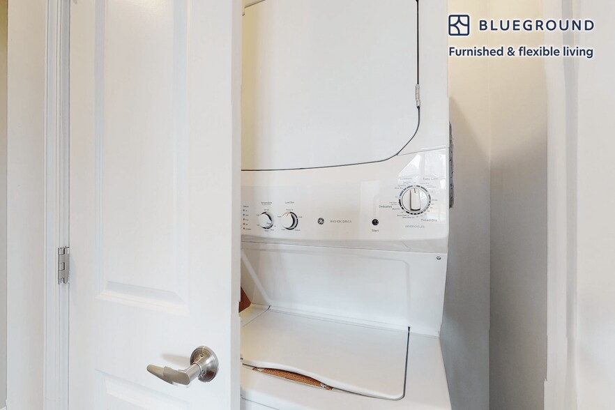 Building Photo - 49 Clayton Blvd