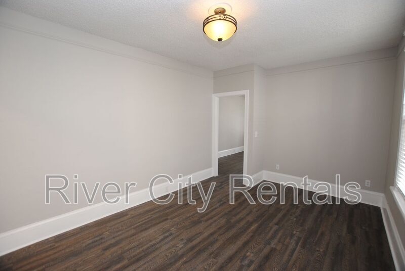 Building Photo - 1525 Osceola St
