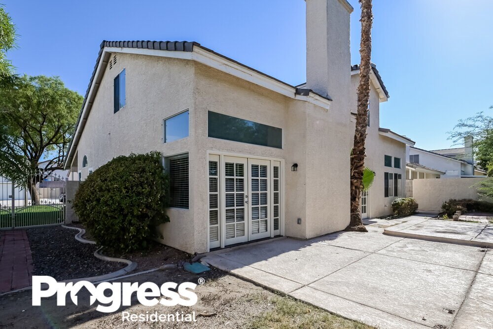 Building Photo - 2043 Angel Falls Dr
