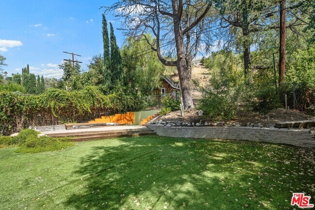 Building Photo - 22263 Buenaventura St