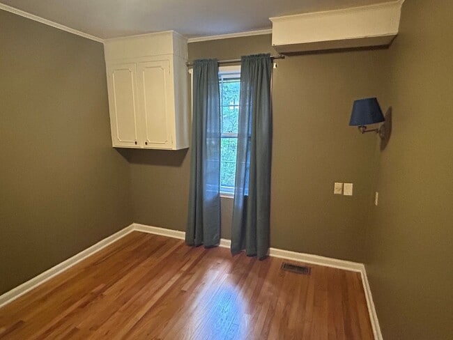 Building Photo - 5 Bed | 3.5 Bath House in Raleigh