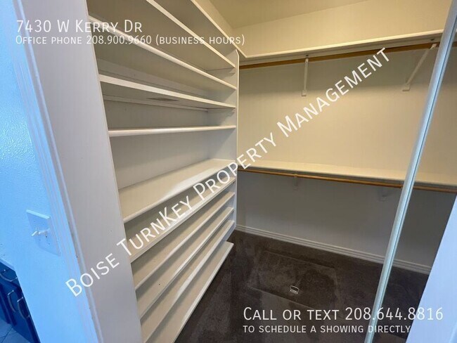 Building Photo - 7430 W Kerry Dr