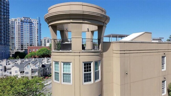 Building Photo - 1029 Piedmont Ave NE